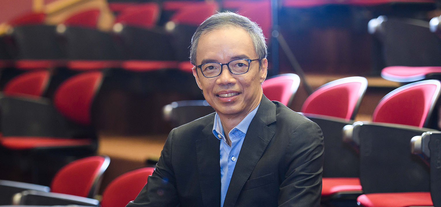 Why Asia Pacific Pacific Banks Must Lean into Cognitive Banking: A Conversation with Dennis Khoo 