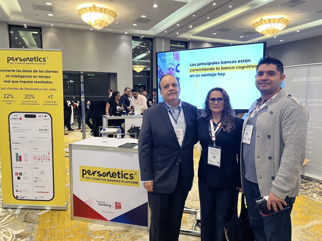 Paulo and guests at the Personetics booth